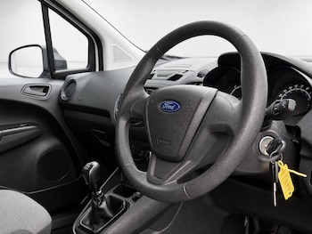 Used Ford Transit Courier 2019 for sale - 79563052: Photo
