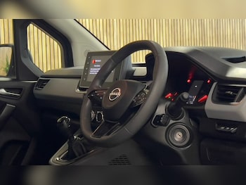 Used Nissan Other 2023 for sale - 75548740: Photo