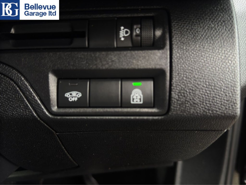 Used Peugeot 3008 2018 for sale - 76879030: Photo 26