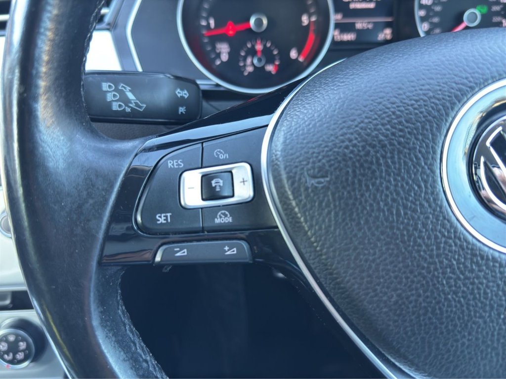 Used Volkswagen Passat 2015 for sale - 76910417: Photo 24