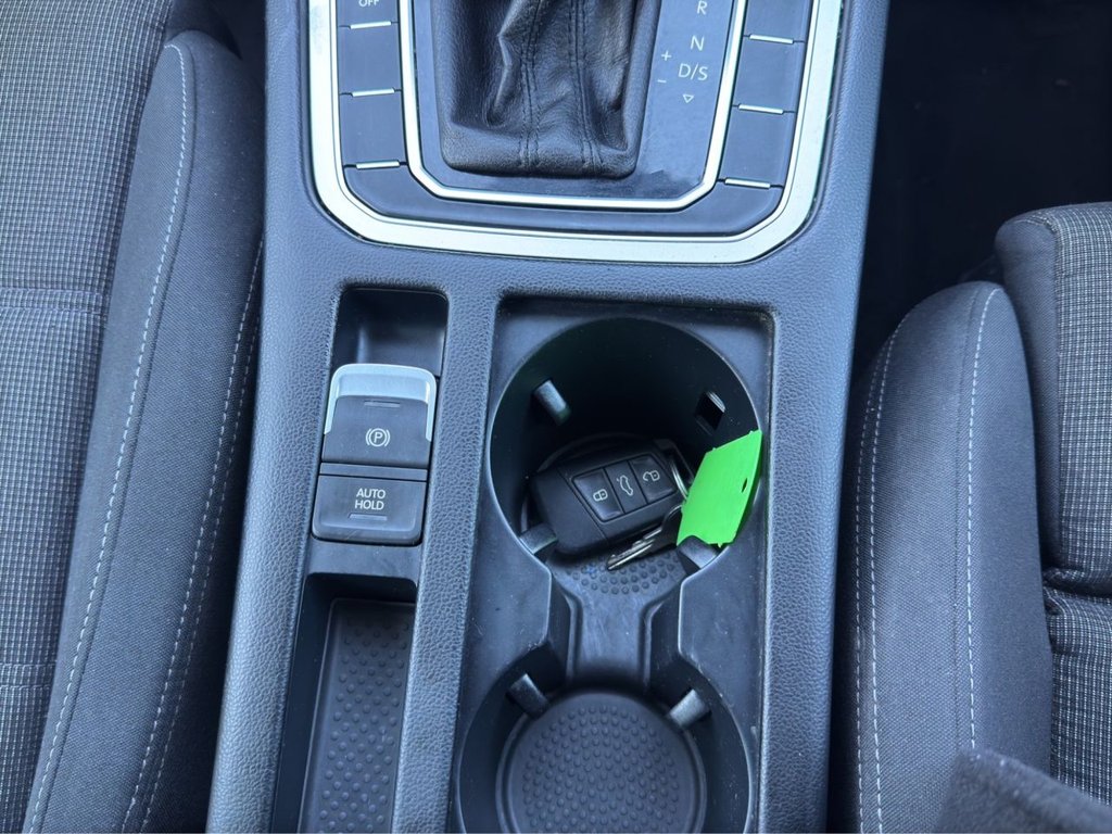 Used Volkswagen Passat 2015 for sale - 76910417: Photo 30