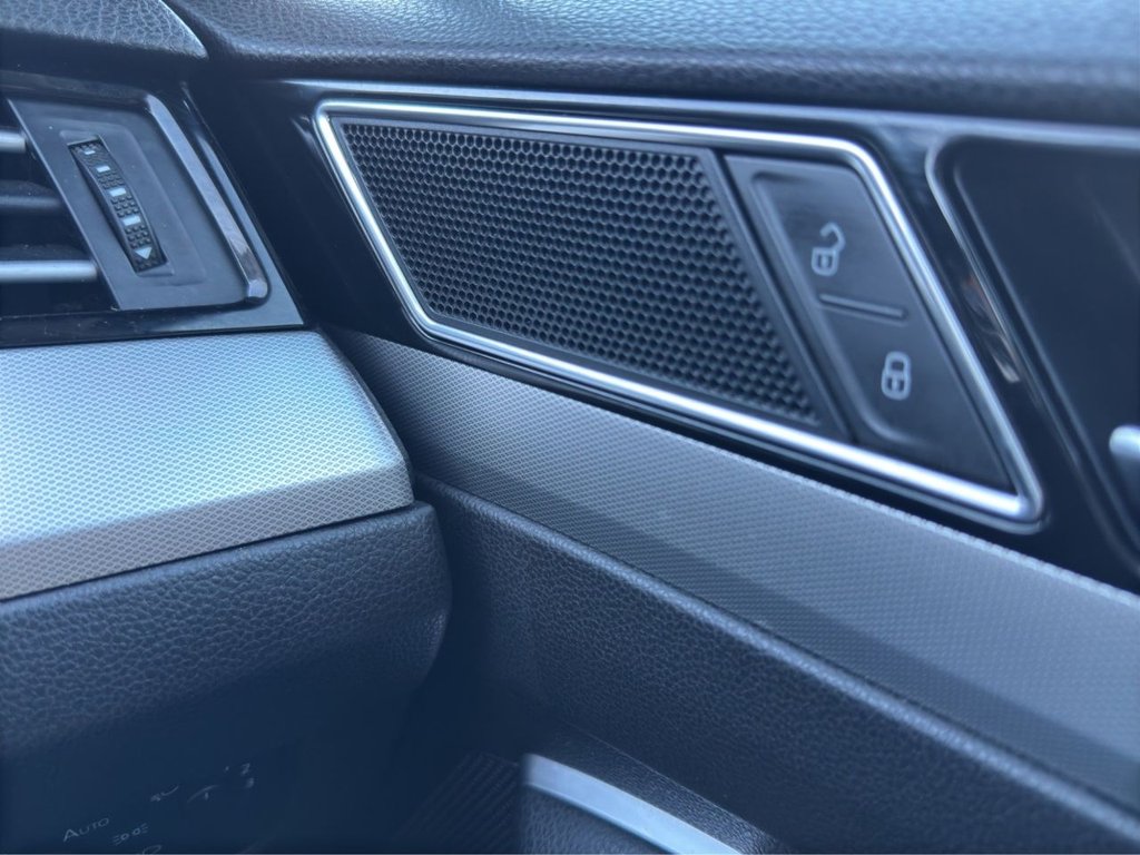 Used Volkswagen Passat 2015 for sale - 76910417: Photo 40