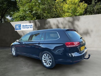 Used Volkswagen Passat 2015 for sale - 76910417: Photo