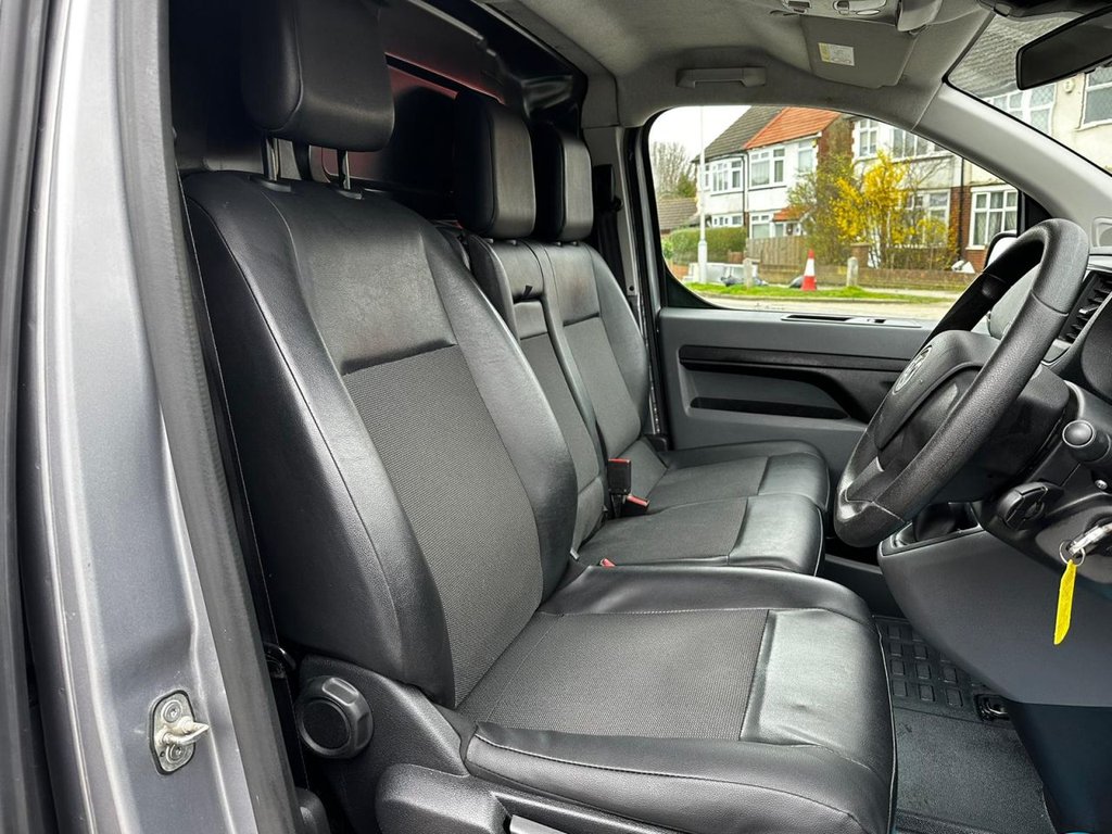 Used Vauxhall Vivaro 2019 for sale - 76879024: Photo 16