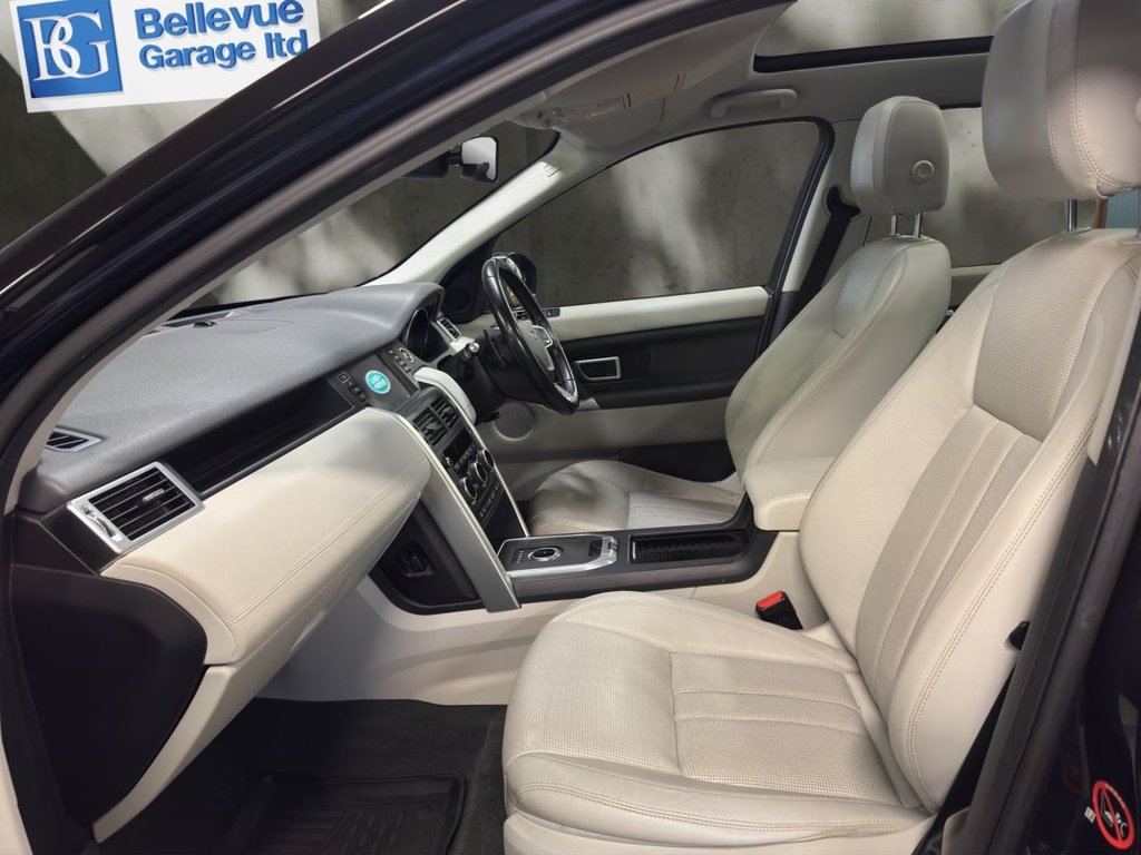 Used Land Rover Discovery Sport 2017 for sale - 76879067: Photo 33