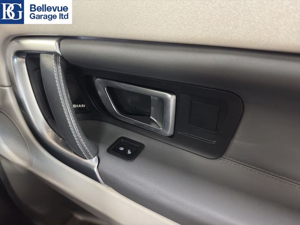 Used Land Rover Discovery Sport 2017 for sale - 76879067: Photo 37