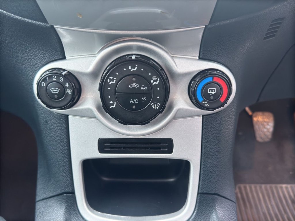 Used Ford Fiesta 2012 for sale - 77319615: Photo 21