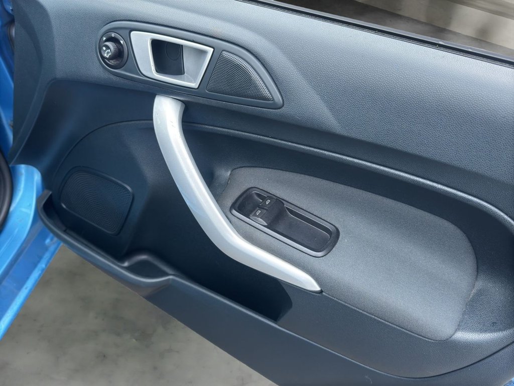 Used Ford Fiesta 2012 for sale - 77319615: Photo 22