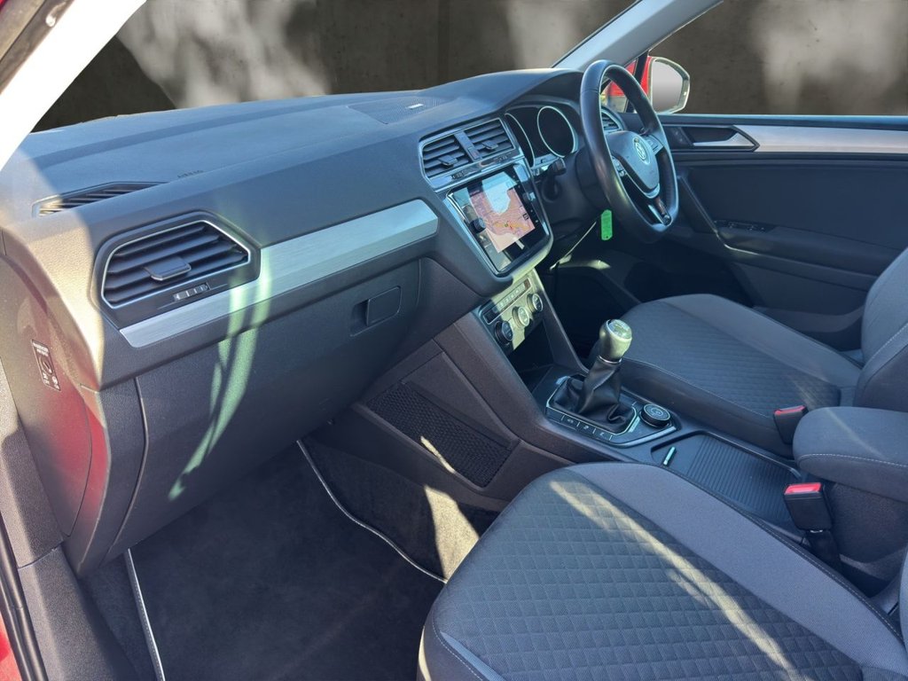 Used Volkswagen Tiguan 2017 for sale - 77048938: Photo 19