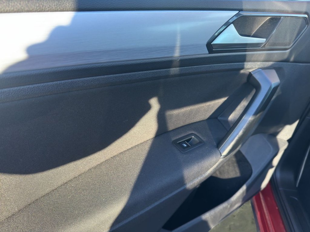 Used Volkswagen Tiguan 2017 for sale - 77048938: Photo 25