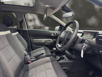 Used Citroen C4 Cactus 2018 for sale - 77121796: Photo