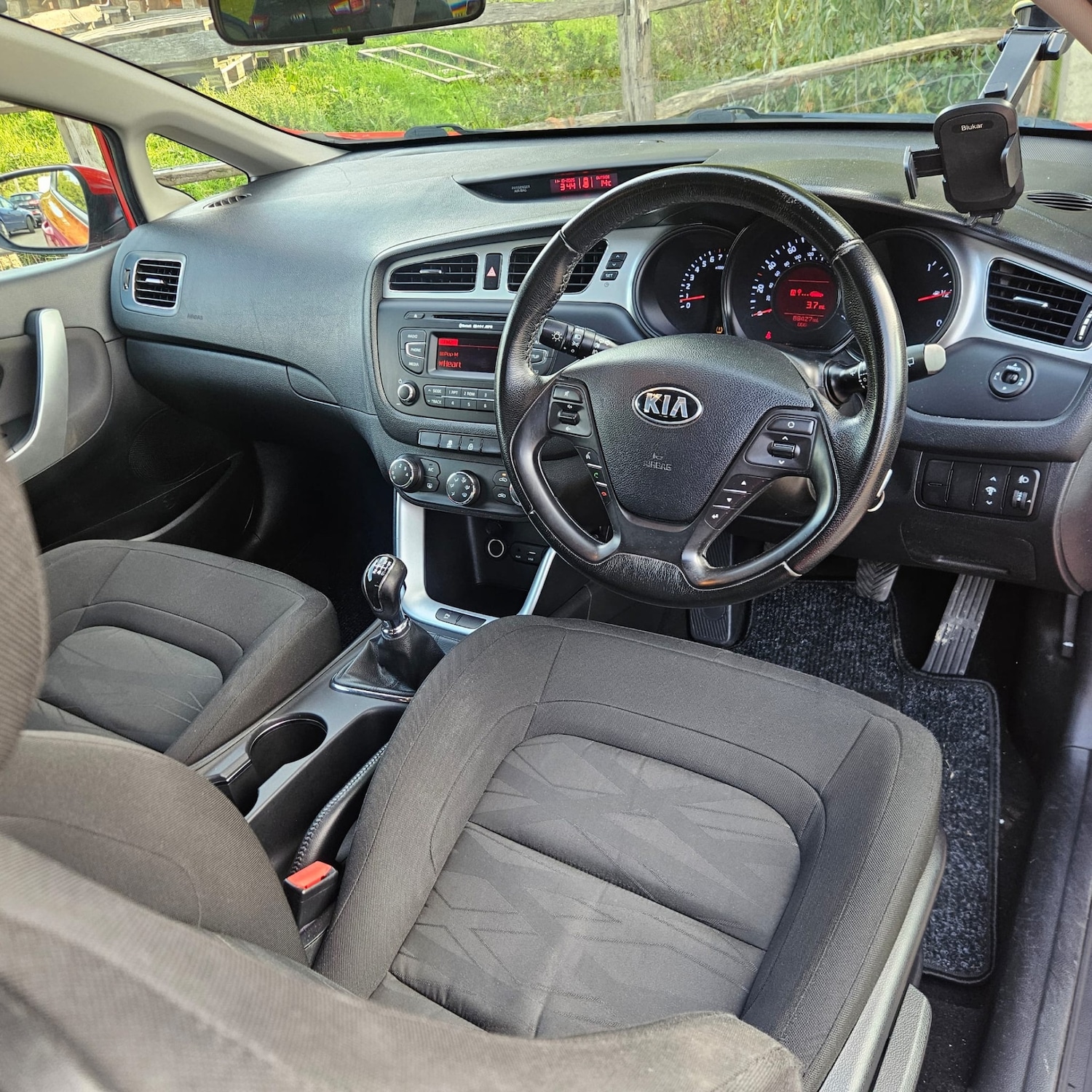 Used Kia Pro Ceed 2015 for sale - 76519536: Photo 8