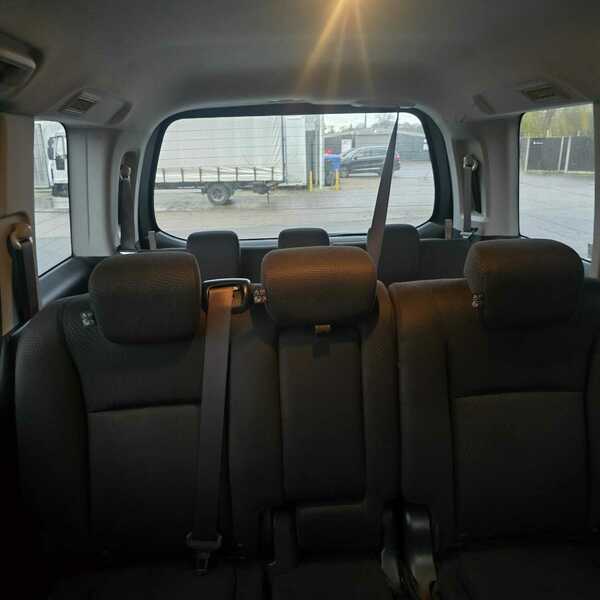 Used Honda Stepwagon 2025 for sale - 77038633: Photo 9