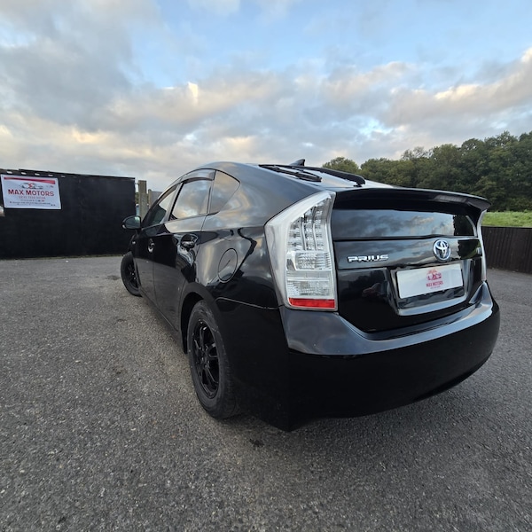 Used Toyota Prius 2010 for sale - 76199624: Photo 10