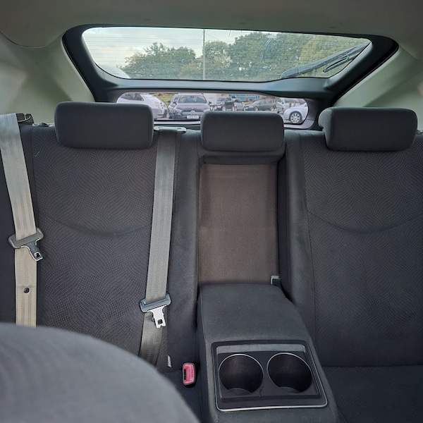 Used Toyota Prius 2010 for sale - 76199624: Photo 13