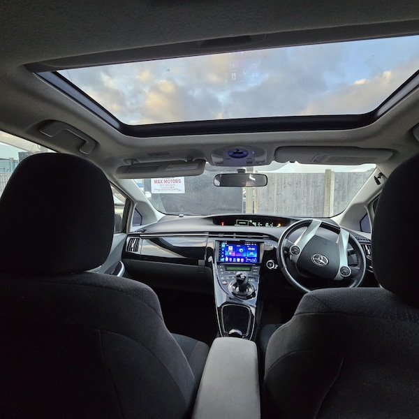 Used Toyota Prius 2010 for sale - 76199624: Photo 18