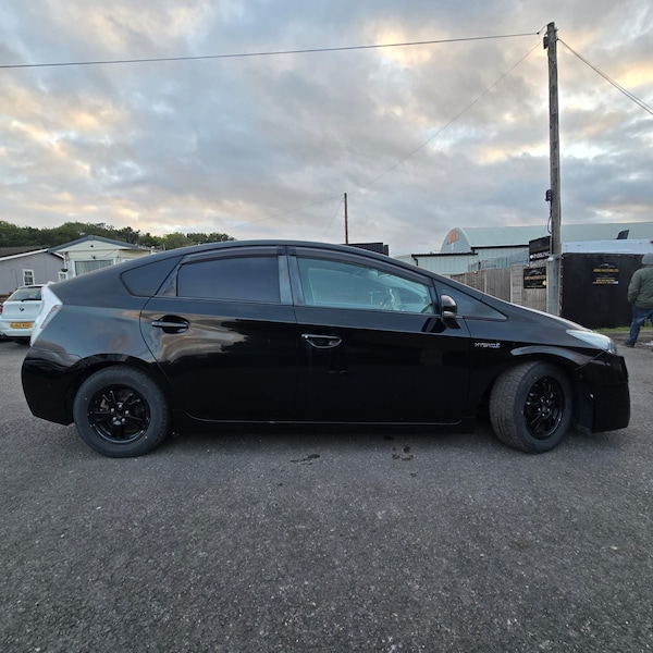 Used Toyota Prius 2010 for sale - 76199624: Photo 3