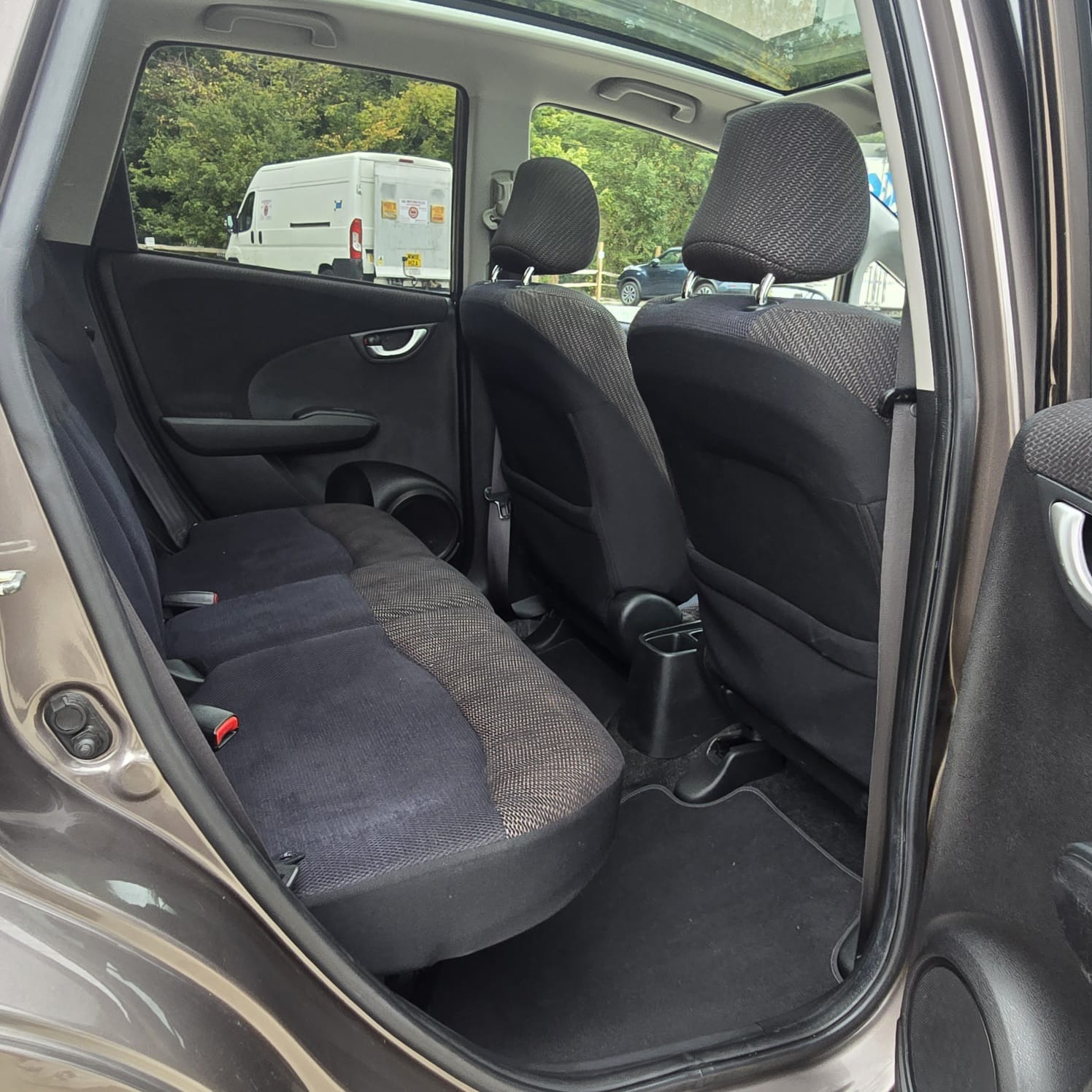Used Honda Jazz 2014 for sale - 76196739: Photo 12