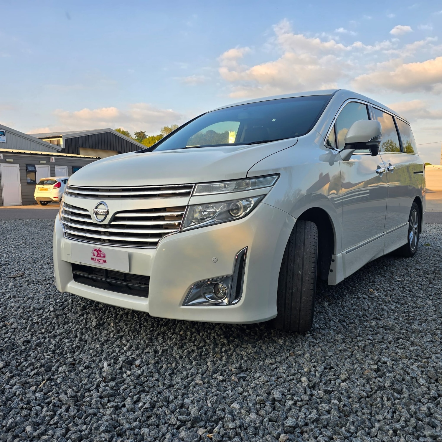 Used Nissan Elgrand 2025 for sale - 76199617: Photo 3