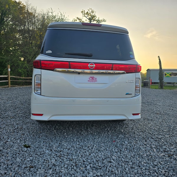 Used Nissan Elgrand 2025 for sale - 76199617: Photo 8