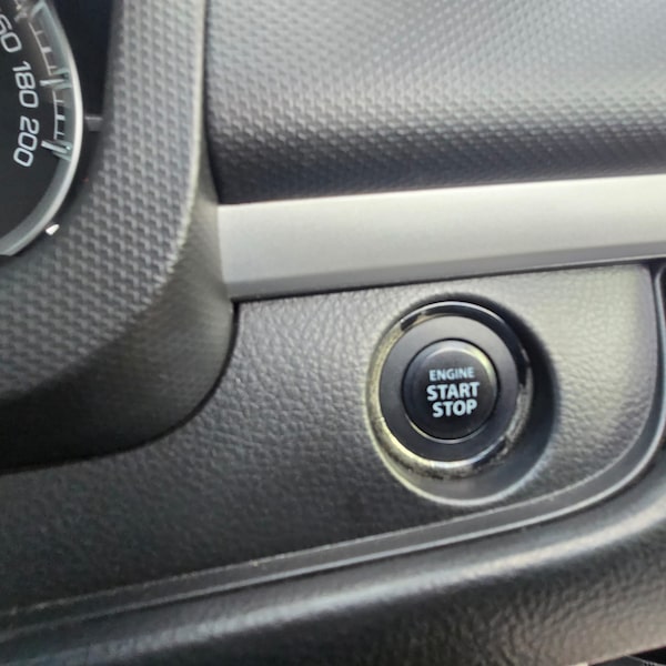 Used Suzuki Swift 2012 for sale - 76199633: Photo 11