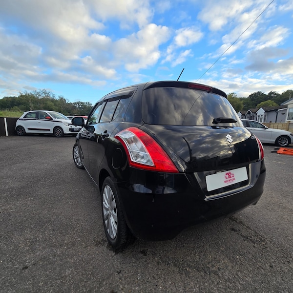 Used Suzuki Swift 2012 for sale - 76199633: Photo 6