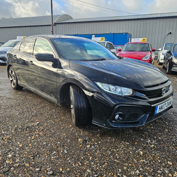 Used Honda Civic 2017 for sale - 76980092: Photo 1