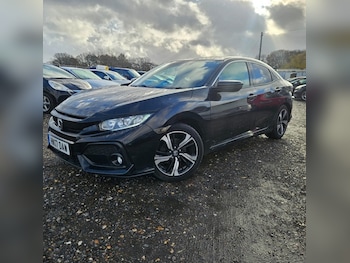 Used Honda Civic 2017 for sale - 76980092: Photo