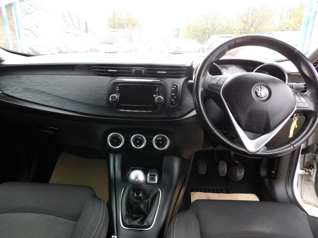 Used Alfa Romeo Giulietta 2016 for sale - 76535917: Photo 10