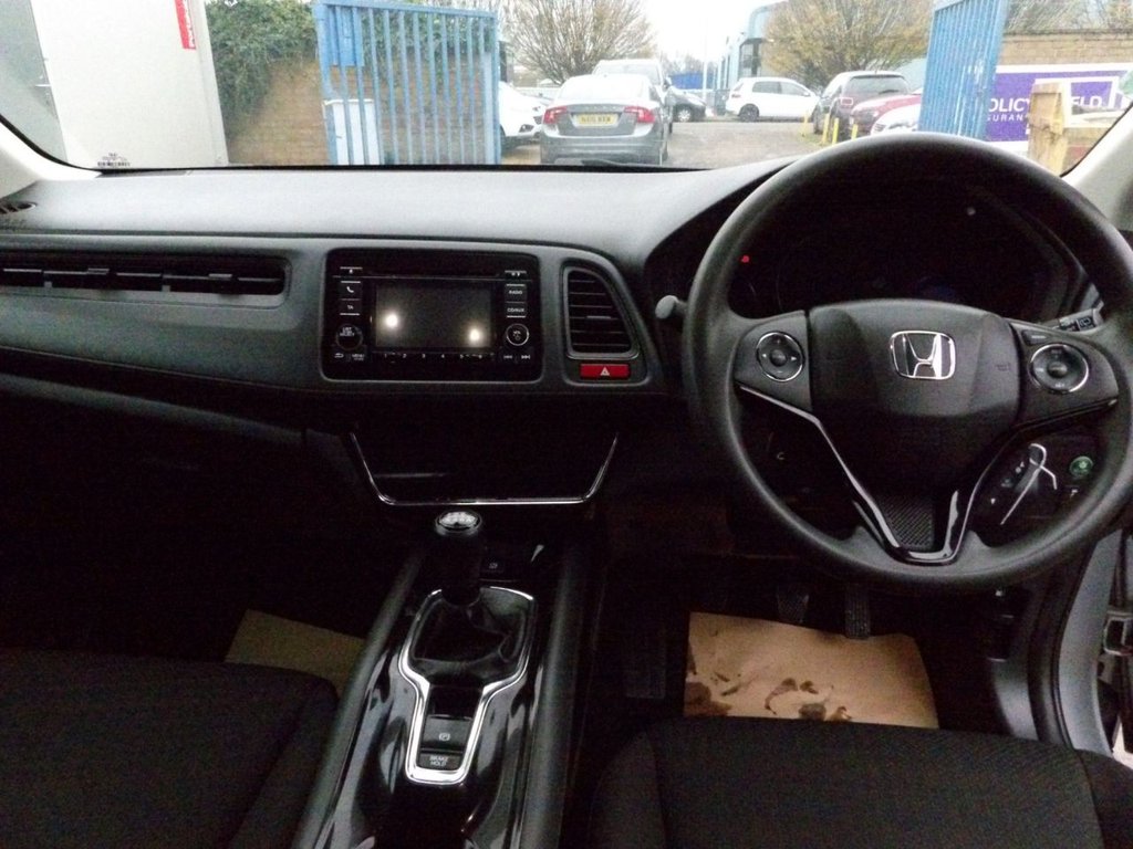 Used Honda HR-V 2017 for sale - 76535907: Photo 10