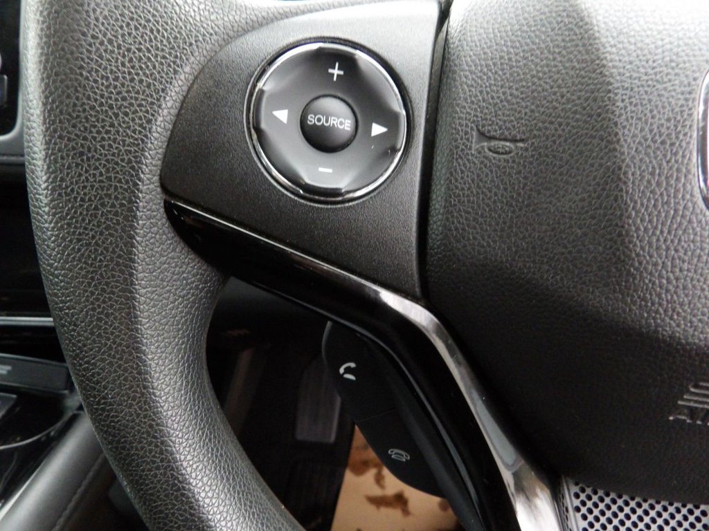 Used Honda HR-V 2017 for sale - 76535907: Photo 16