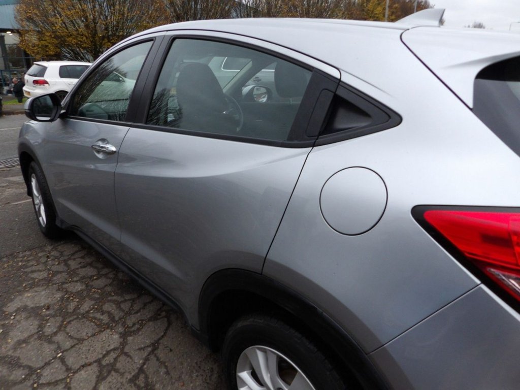 Used Honda HR-V 2017 for sale - 76535907: Photo 21