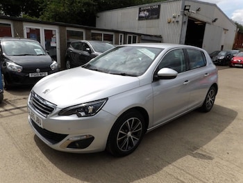 Used Peugeot 308 2015 for sale - 75134974: Photo