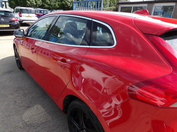 Used Volvo V40 2015 for sale - 74783837: Photo 20