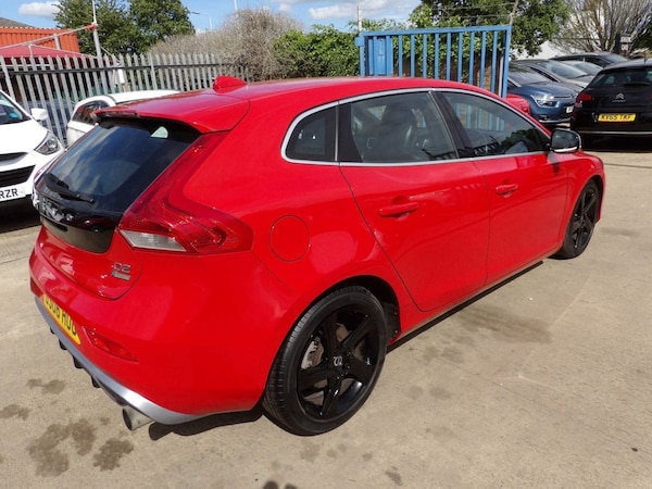 Used Volvo V40 2015 for sale - 74783837: Photo 6