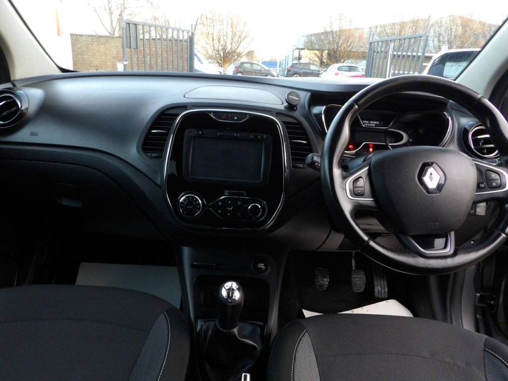 Used Renault Captur 2016 for sale - 77342122: Photo 10