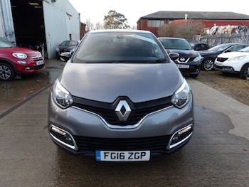 Used Renault Captur 2016 for sale - 77342122: Photo