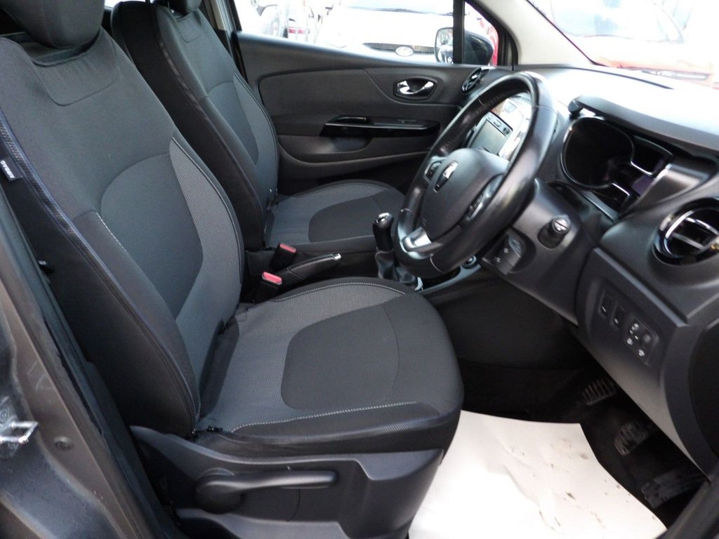 Used Renault Captur 2016 for sale - 77342122: Photo 8