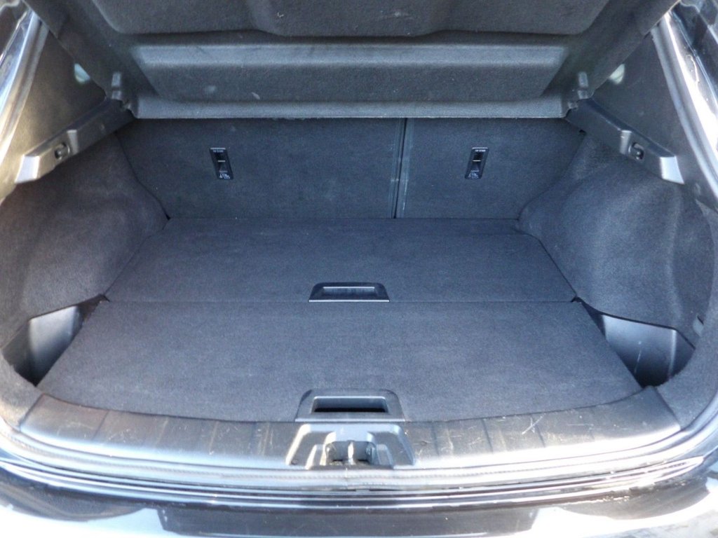 Used Nissan Qashqai 2016 for sale - 76900689: Photo 15