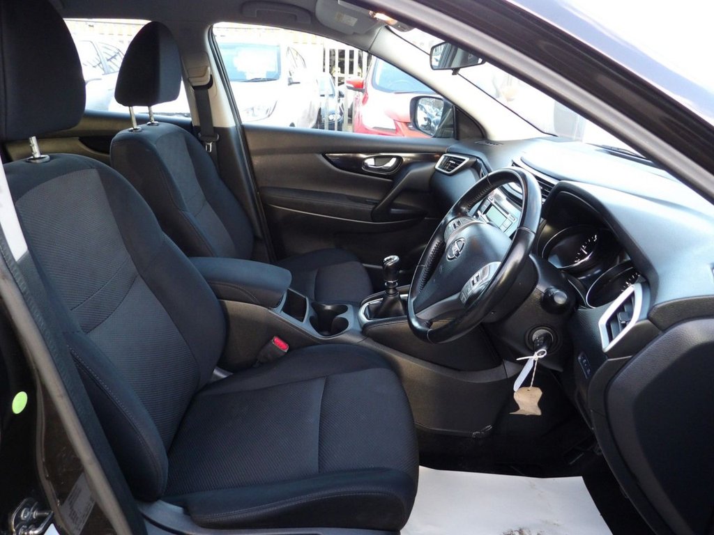 Used Nissan Qashqai 2016 for sale - 76900689: Photo 8