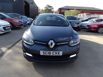 Used Renault Megane 2016 for sale - 78757947: Photo