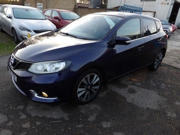 Used Nissan Pulsar 2015 for sale - 76605170: Photo
