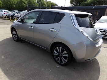 Used Nissan Leaf 2015 for sale - 78768842: Photo