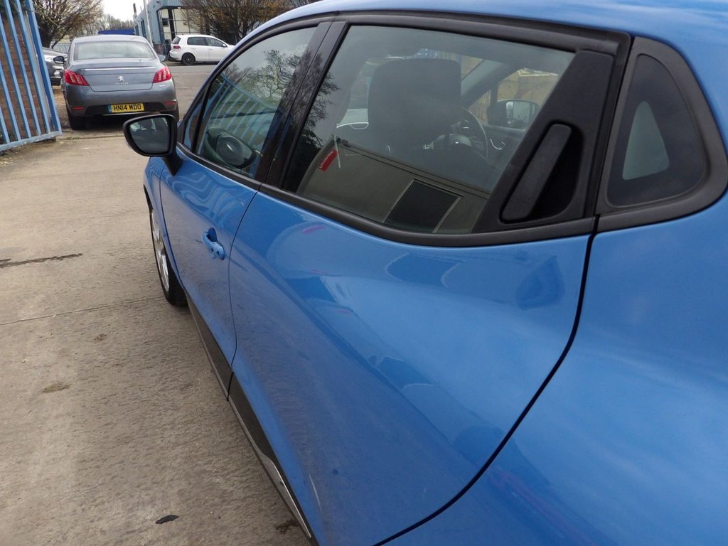 Used Renault Clio 2016 for sale - 76570341: Photo 16