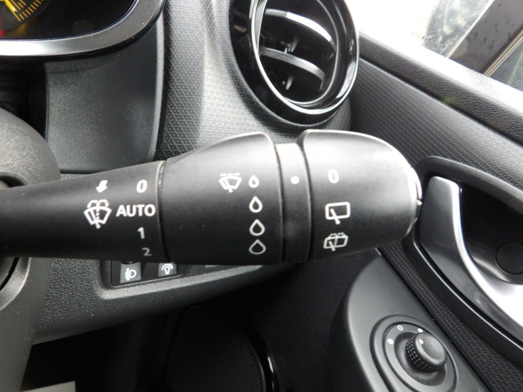 Used Renault Clio 2016 for sale - 76570341: Photo 21