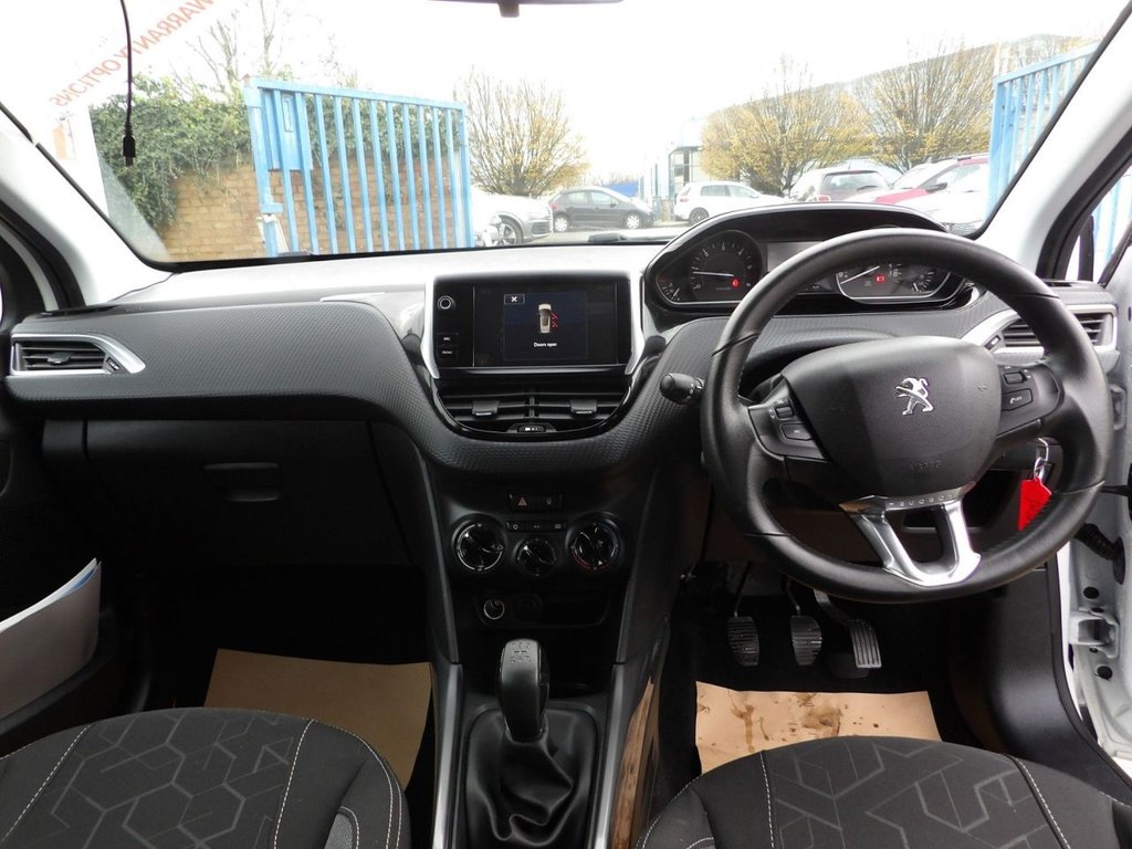 Used Peugeot 2008 2016 for sale - 76535996: Photo 12