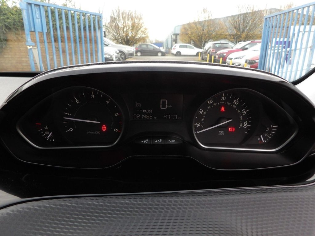 Used Peugeot 2008 2016 for sale - 76535996: Photo 13