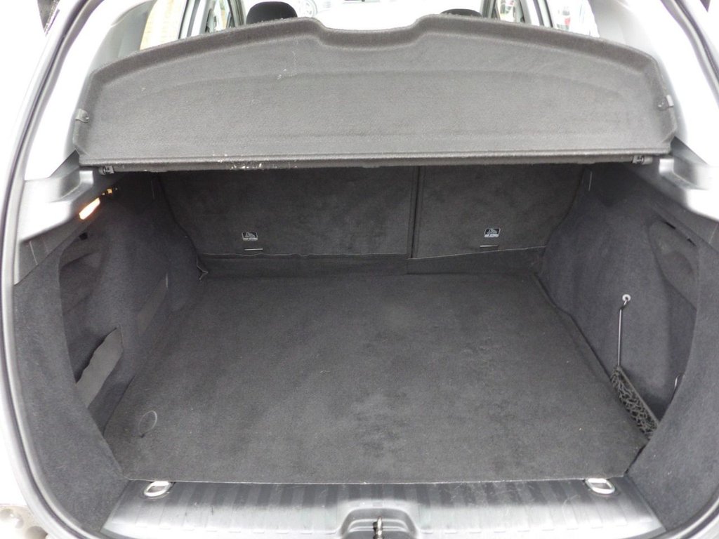 Used Peugeot 2008 2016 for sale - 76535996: Photo 6