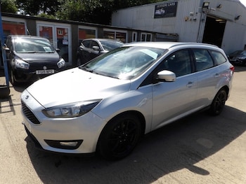 Used Ford Focus 2015 for sale - 75092677: Photo