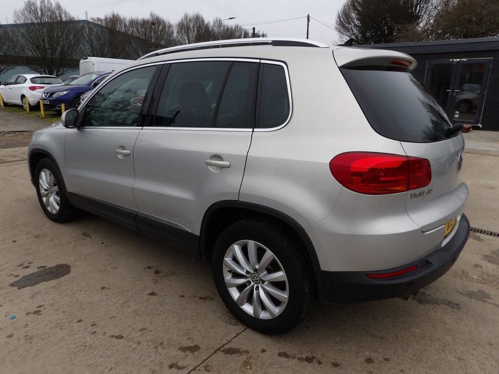 Used Volkswagen Tiguan 2015 for sale - 77507507: Photo 4